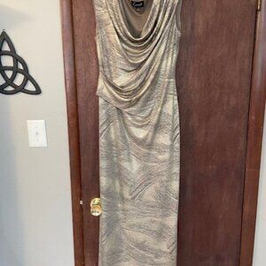 Long dress, mother of the bride